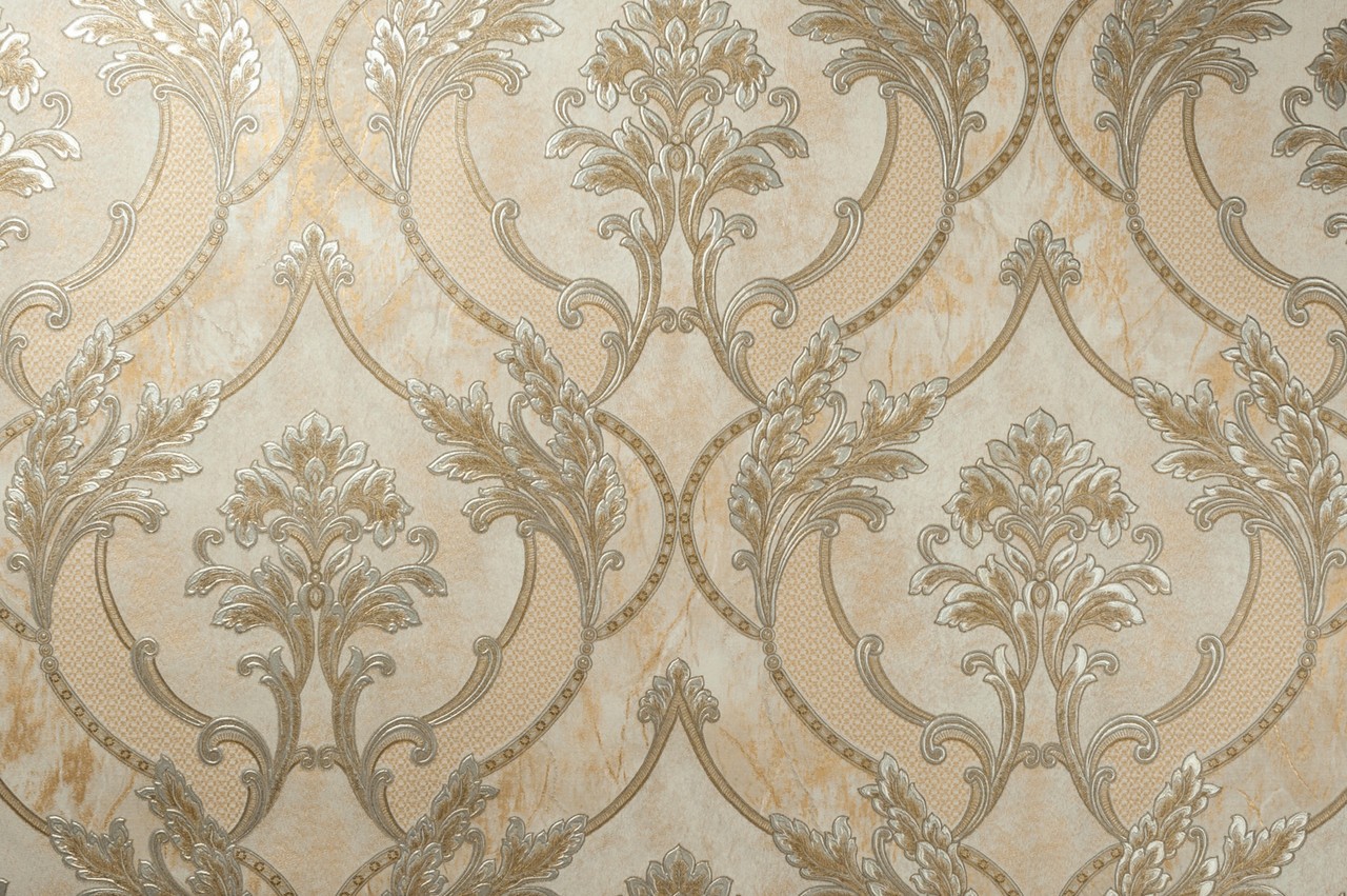 Hot Embossed wallpaper on Non-Woven Base Vinil Arona VIP3-1035 Golden -Silver 10,05 x 1,06 m